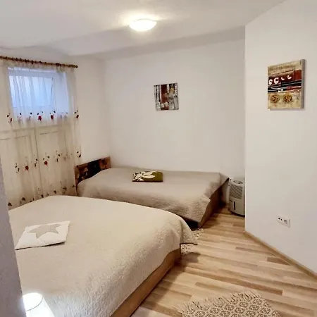 Castelului 1 Brasov